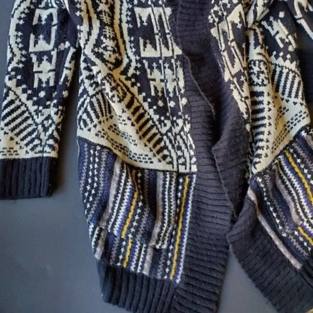 Freeway Flyaway Aztec Cardigan - Picture 5 of 9